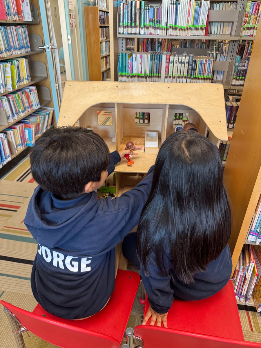 rbcsnj's tweet image. Adventure between the books! 📚 Our 1st graders had a wonderful trip to the Red Bank Library - thank you for welcoming us and inspiring young readers!
.
.
.
#RedBank #CharterSchool #TakingTheWorldByStorm #RBCS #ElementarySchool #BlueStorm #Library #RedBankLibrary