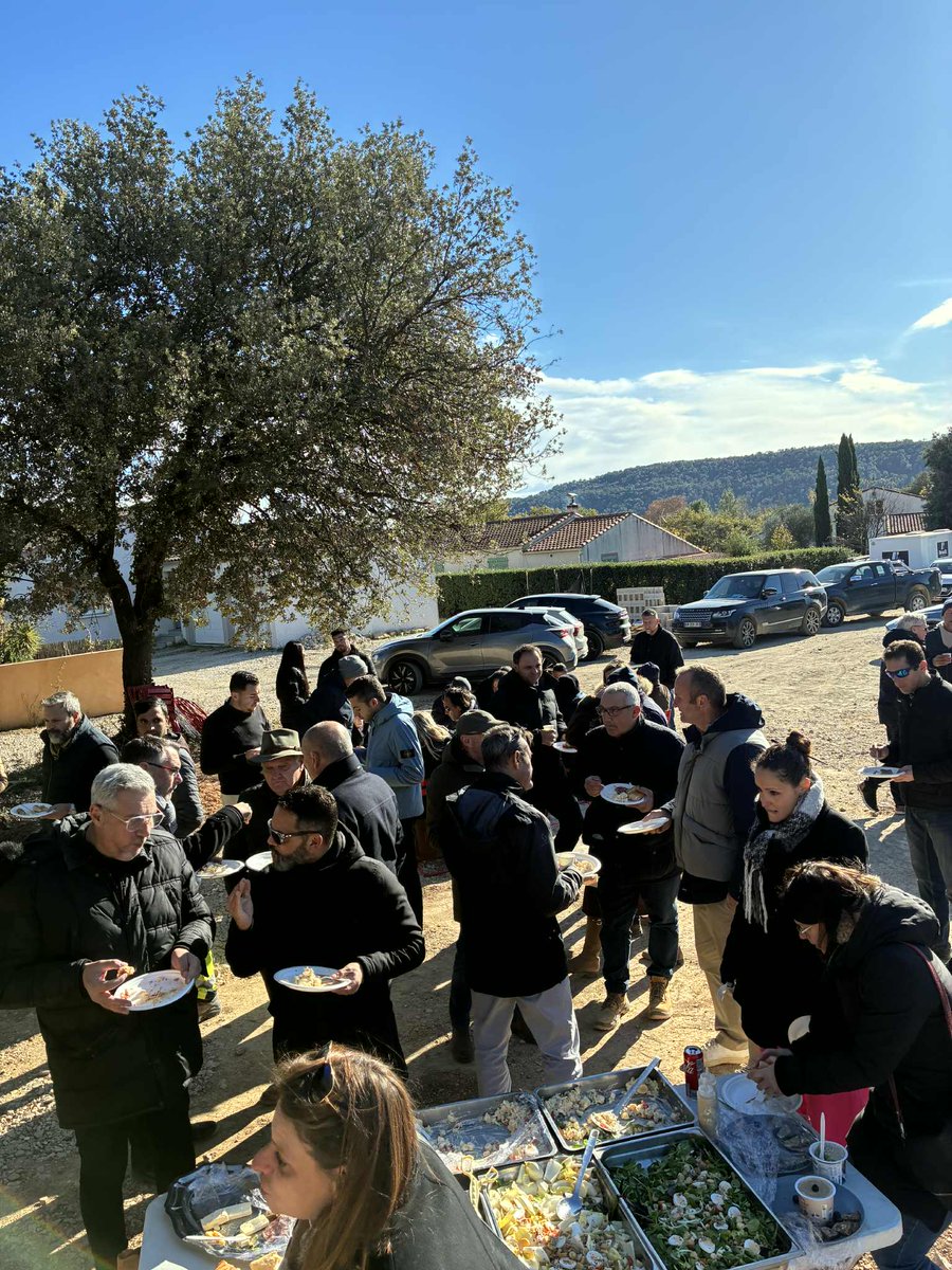 rambierimmo's tweet photo. ✨ Inauguration des travaux de l'opération “Les Charbonnières” à Claret (34) 🏠

📨 Plus d'informations sur les terrains à bâtir : https://t.co/eTblaoUyNg ou au 04.67.60.55.34 https://t.co/VoSa1e4gRS