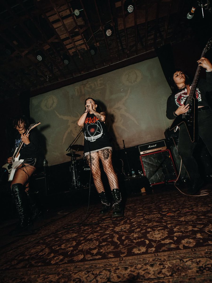 punkblackdotcom tweet picture