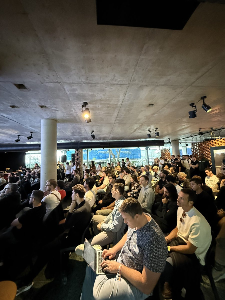 Jota Carpanelli tweet media