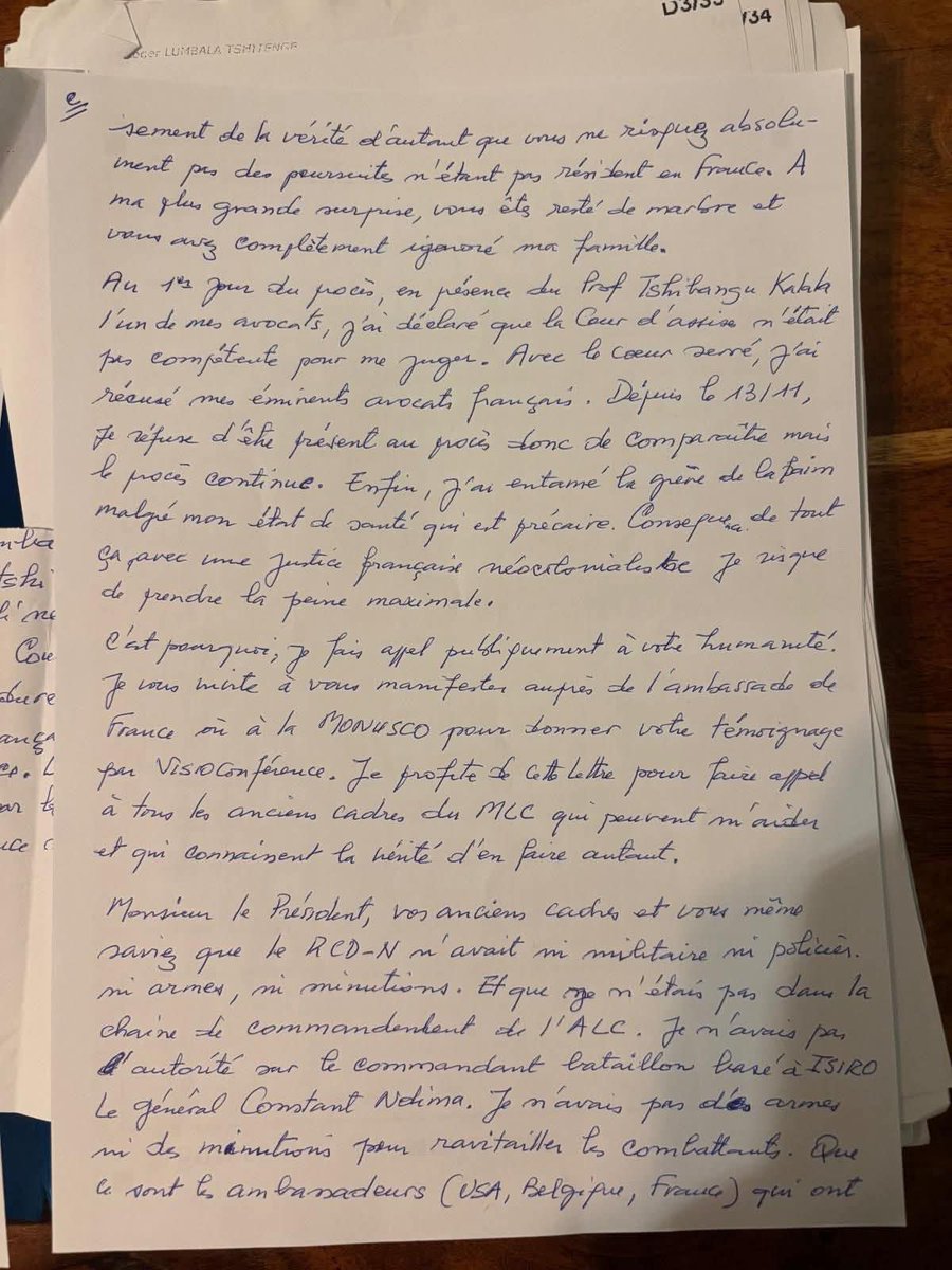 TonyBolamba's tweet image. #PARIS #PROCÈS #LUMBALA 

Comme j&apos;avais dit le jour de l&apos;ouverture du procès de Roger #Lumbala à Paris, j&apos;étais bel et bien dans la salles et les noms de mes compatriotes et frères du terroir le VPM Jean Pierre BEMBA @bembajp et le Général Constant #NDIMA étaient cités. 

J&apos;ai…