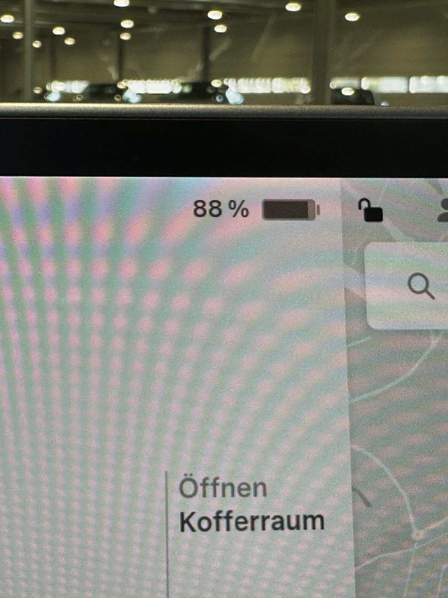 TeslaXander tweet media