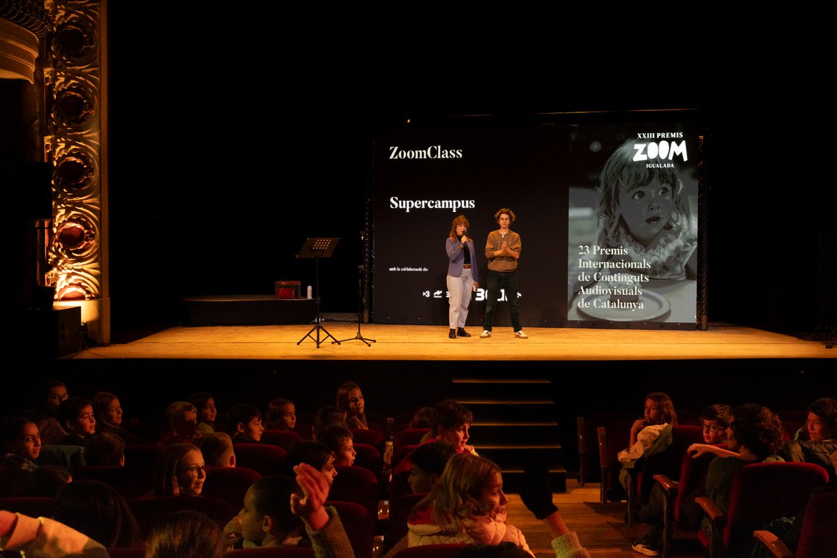 Premis Zoom tweet media