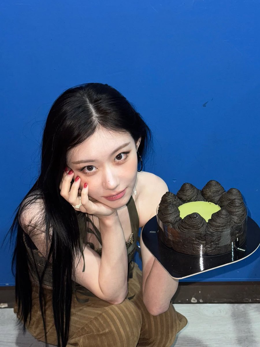 ITZYBRAZIL's tweet image. CHAERYEONG via Instagram. (1)
(@.chaerrry0)

🎵Justin Bieber • LOVE SONG  

#CHAERYEONG #ITZY @ITZYofficial