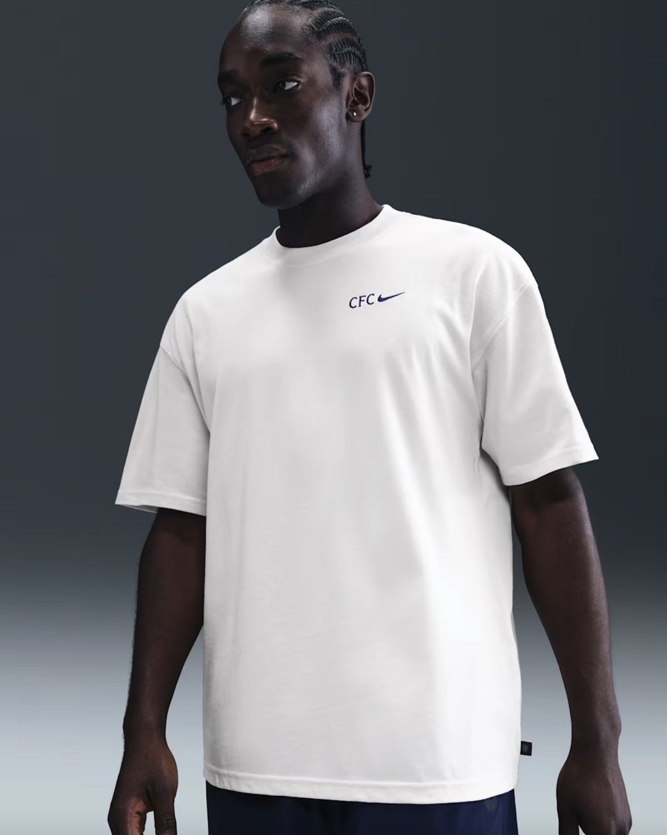 SOLELINKS's tweet photo. Ad: NEW Nike Chelsea FC Club Soccer on Nike US

Fleece Joggers:https://t.co/iEzzwFDmDz
T-Shirt:https://t.co/n9QJlTbqFw https://t.co/VusnpYtmbu