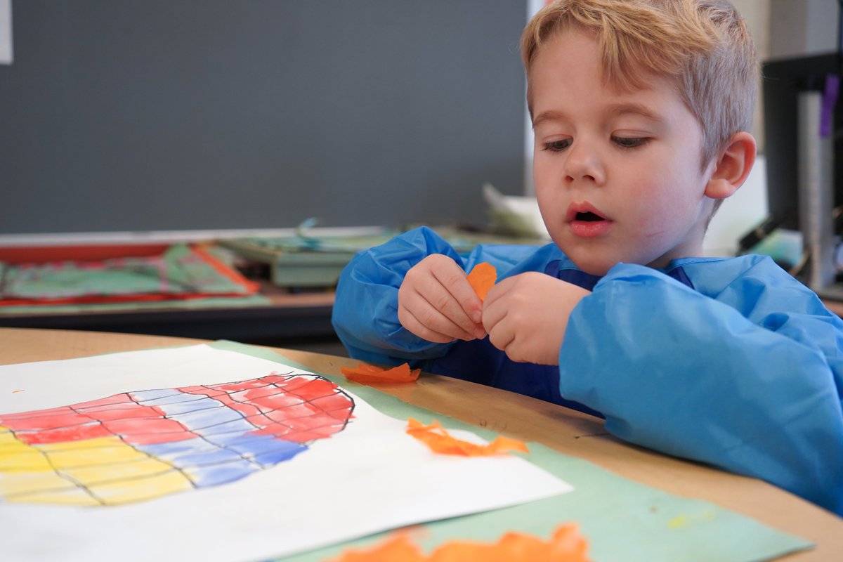ccsdschools's tweet image. #ClarkstownCSD kindergarteners explored color in a seasonal way. LT artists painted pumpkins using primary colors and tried the bleeding tissue paper technique, with their teacher adding water so the colors would spread and create autumn-inspired edges. #ClarkstownCommitment