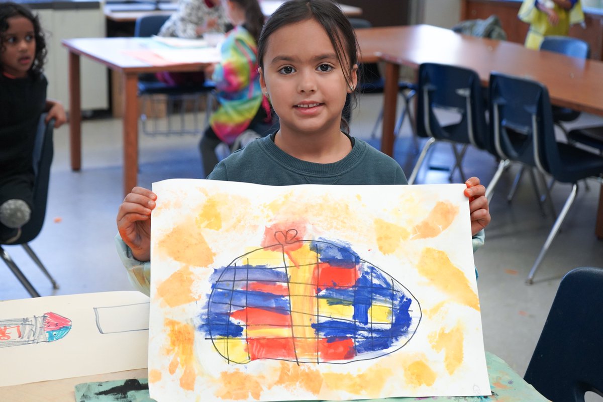 ccsdschools's tweet image. #ClarkstownCSD kindergarteners explored color in a seasonal way. LT artists painted pumpkins using primary colors and tried the bleeding tissue paper technique, with their teacher adding water so the colors would spread and create autumn-inspired edges. #ClarkstownCommitment