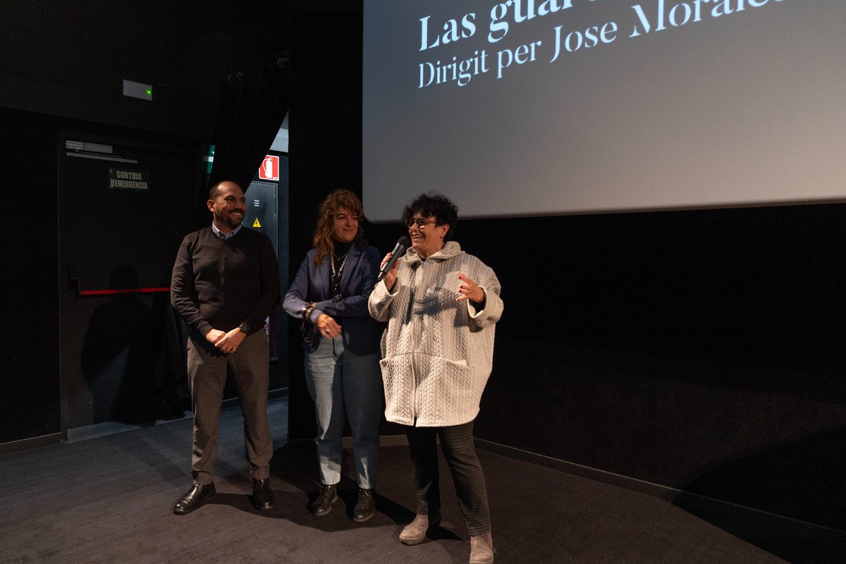 Premis Zoom tweet media