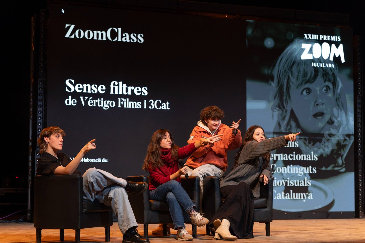 Premis Zoom tweet media