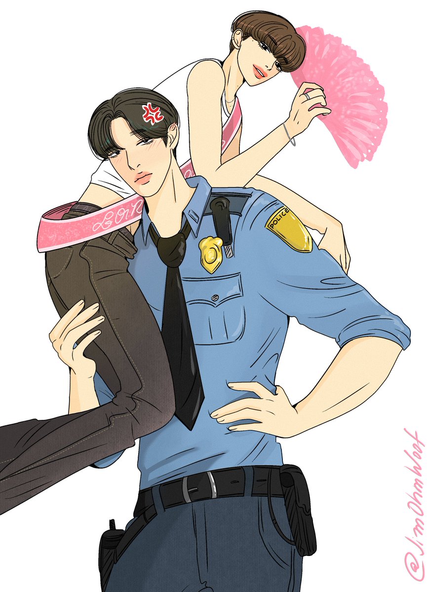 Moon_Giuliana's tweet image. Knock knock ✊ officer is here! 👮‍♂️🐶 

#JimmyOhm #จิมมี่โอม