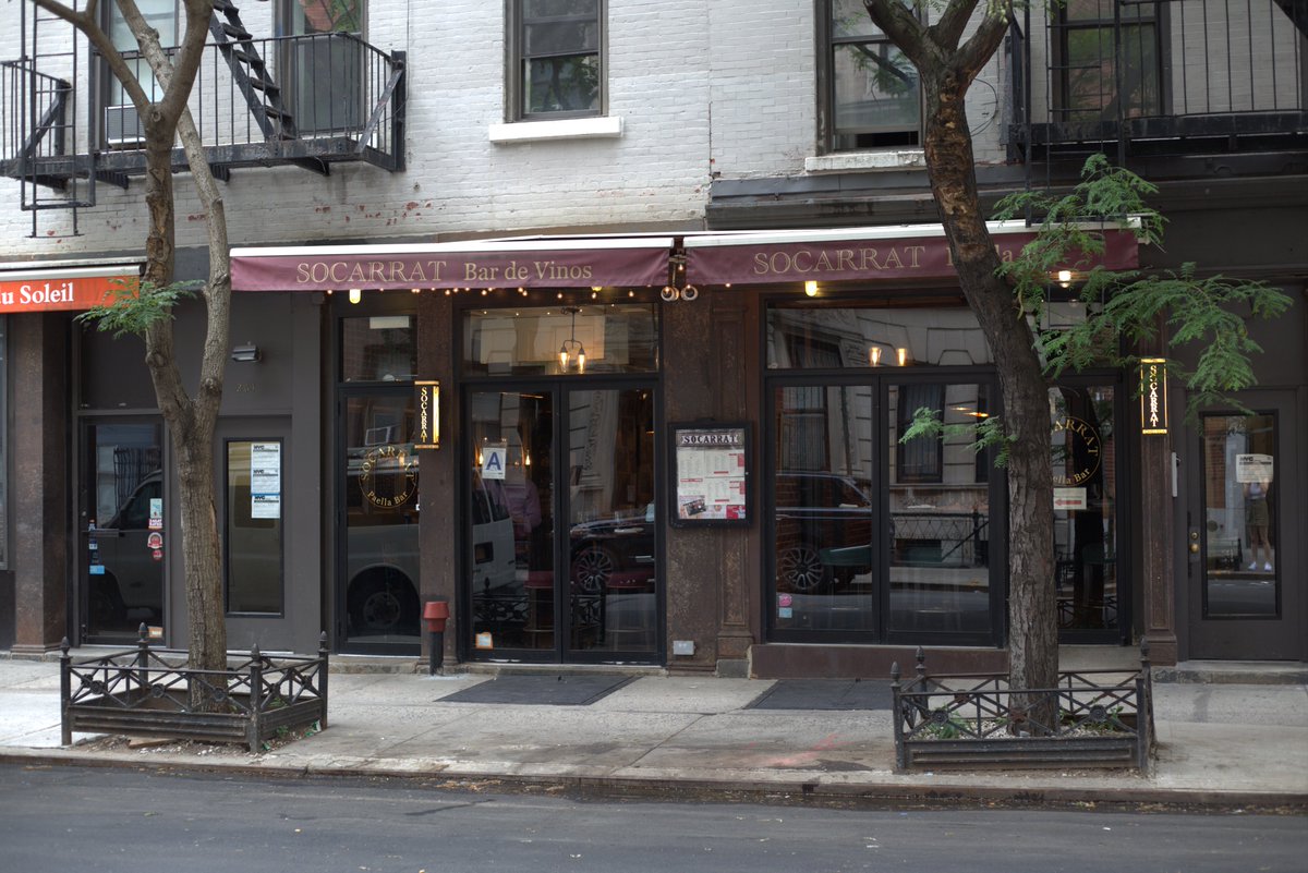 Chelsea, we’re BACK — and opening TODAY! 🇪🇸✨
Celebrate with us &amp; try to win a Spanish Gift Bag filled with wine, olive oil, turrón and more
See you at Socarrat Chelsea!