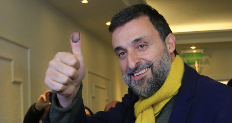 Amarillos por Chile confirma su disolución tras no alcanzar los votos mínimos en las parlamentarias epicentrochile.com/?p=345395