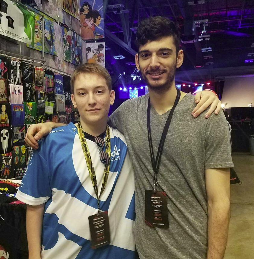Throwback to Dreamhack 2017 when I met <a href="/REALIcePoseidon/">Ice_Poseidon</a>