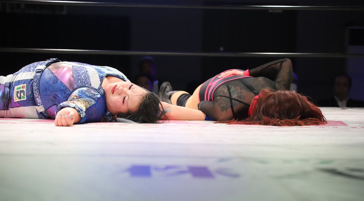 mangetu1020yt's tweet image. 11月21日フューチャーサイト・アミスタ大会にて撮影

南1列6番

香藤満月選手＆デビーカイテル選手
両選手とも力の限り闘いました
素晴らしい試合でした👏

#香藤満月　
#デビーカイテル　　
#ディアナ
#フューチャーサイト