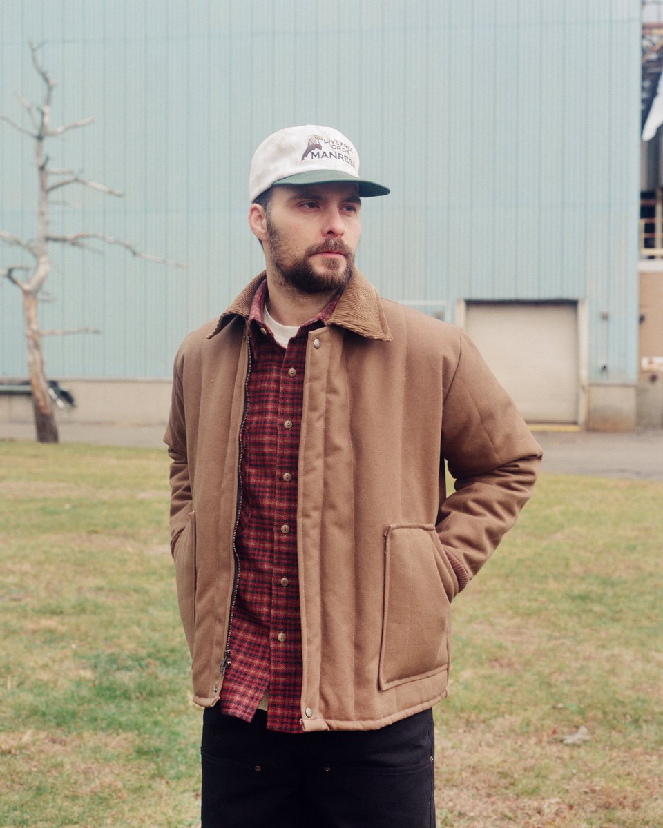 jakewoolf's tweet image. If you want an insulated sub $500 made in USA work jacket for winter, the best one on the market is from the hometown heroes at Manresa. 

And from now until 6PM eastern you can only get one through my substack. 

Link in bio.