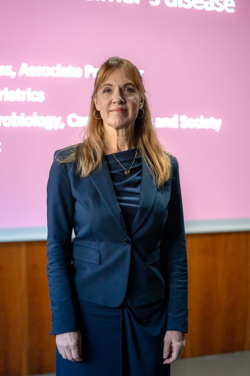 NeuroAlc's tweet image. Today we had the pleasure of hosting Dr. Sophia Schedin Weiss @SchedinWeiss from @karolinskainst at our #SeminarsIN with her talk: “Roles of glycans in neurodegeneration”
A fantastic lecture, thank you! 👏👏
@CSIC @CSICval @UniversidadMH @IbanezIcuchillo