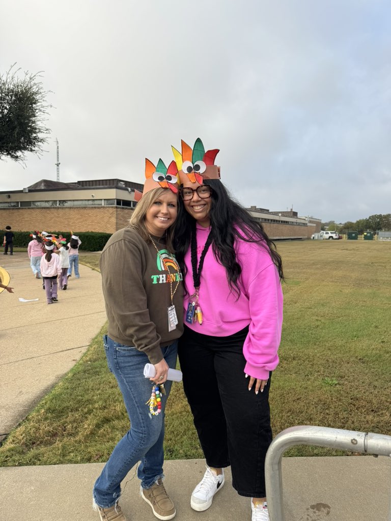 ms. vasquez tweet media