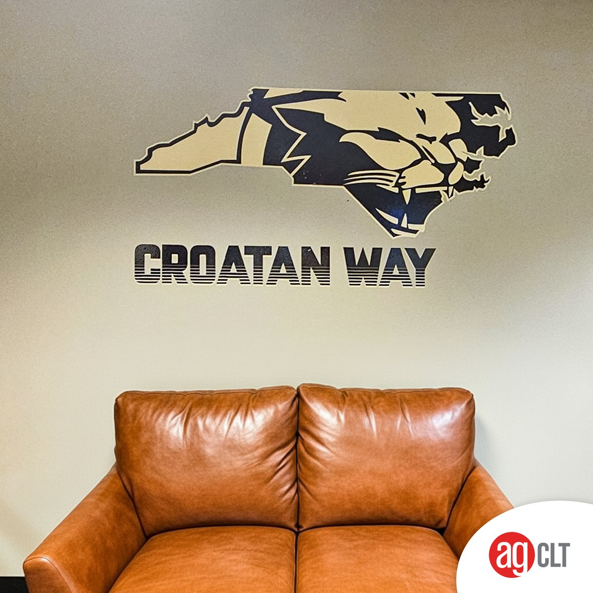 alpha_CLT's tweet image. Wall graphics do more than look good; they boost morale, reflect culture, and create an inviting environment that leaves a lasting impression. 

#AlphaGraphics #AlphaGraphicsCLT #CharlotteNC  #WallGraphics #CustomDesign #OfficeBranding #TeamSpirit #InteriorBranding
