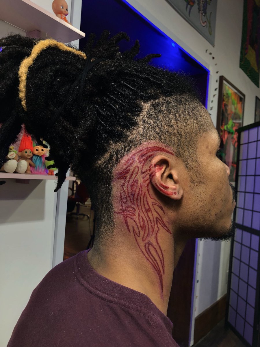 thecyberdarko's tweet image. #freehandtattoo #cybertribal #tattoo