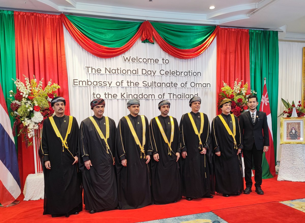 chanontrang's tweet photo. On the Occasion of the glorious National Day of the Sultanate of Oman

H.E.Issa Bin Abdullah bin Jaber Al Alawi
Ambassador of the Sultanate of Oman to the Kingdom of Thailand

#งานวันชาติโอมาน https://t.co/I72Xr8LwsV