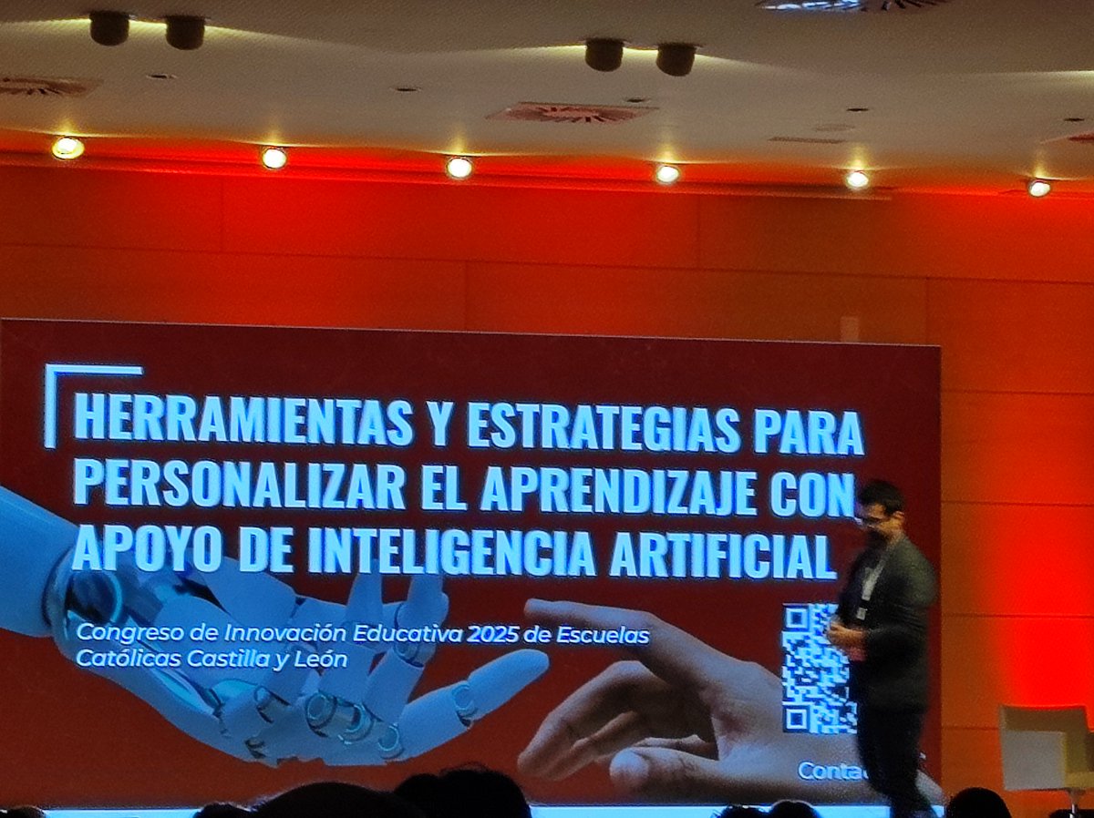 FE_Escolapias's tweet image. Participamos en el Congreso de Escuelas Católicas de Castilla y León sobre Innovación Educativa. El uso de la IA en el proceso de enseñanza aprendizaje. #formacion #IA #pensamientocritico #Gemini3 #despega #hagamosECOescolapias @EscolapiasSoria @FE_Escolapias