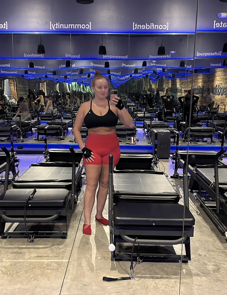 storyofsloan's tweet image. Pain is weakness leaving the body 
#solidcore #athleticism