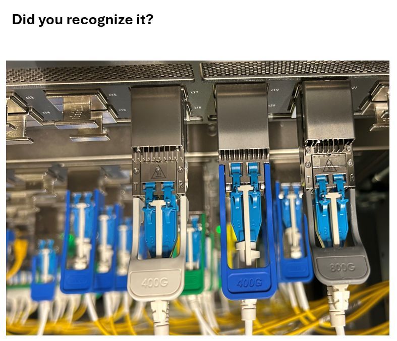 thking's tweet photo. Spot the difference...

It's a trick question. 😜

A 400G and an 800G transceiver look almost identical. But one has double the transmission power. 

We love things that pack a punch, which is why we are thrilled to announce a global first at @DECIX Frankfurt! We’ve successfully connected Deutsche Glasfaser Unternehmensgruppe using a single 800 Gigabit Ethernet port.

This milestone is powered by our partners at @Nokia and their 800G ZR+ optics, pushing a massive 800 Gbps on a single wavelength.

The result? 📈 Doubled bandwidth 💡 Higher efficiency 🌍 Lower energy consumption 🔧 Simplified network design

And the kicker? Thanks to end-to-end automation, we provisioned the whole setup (router, optics, and port) in just a few hours. 🤯

Together with @Nokia, we're setting a new benchmark for Interconnection-as-a-Service. The future of networking is here, and it's deceptively powerful.

#800G #DECIX #Interconnection #Nokia #DeutscheGlasfaser #TechMilestone #Networking #Innovation #Automation