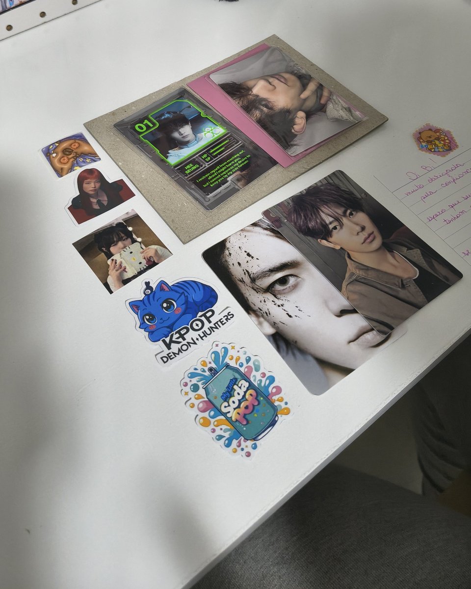 jaydreamscape's tweet image. feedback positivo: @soobiekr 
chegou direitinho meus hee obrigada diva 🩷