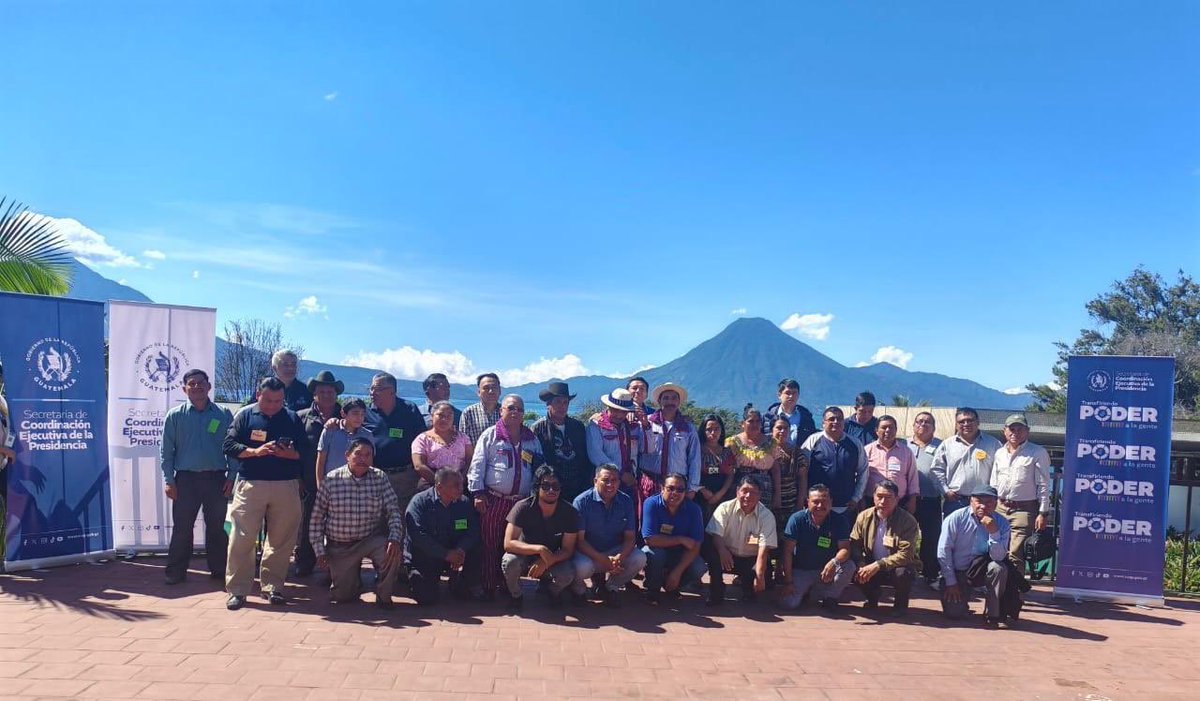 SCEPgt's tweet image. Más de 45 comunicadores sociales de medios comunitarios, municipales, departamentales y regionales del occidente del país se reunieron aquí para dialogar y actualizar información sobre los procesos de participación ciudadana en el marco del #Siscode.

#TransfiriendoPoderalaGente