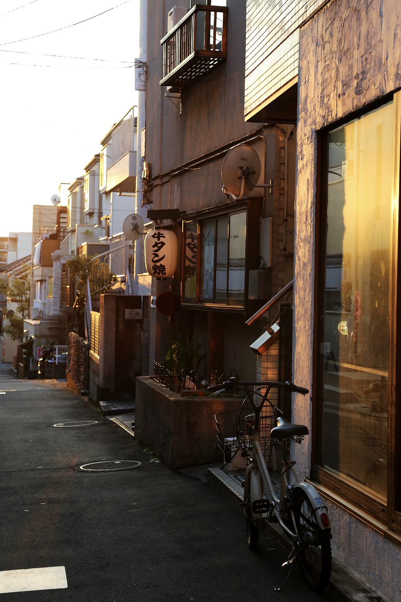 _eizri's tweet photo. Some shots I took in Tokyo :D https://t.co/P9PkERixYd
