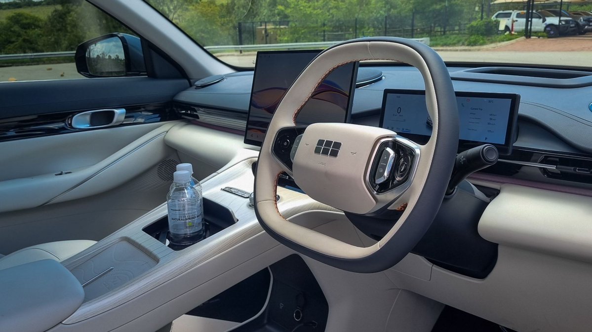 Geely returns with the E5. A refined, quiet and surprisingly polished SUV. Its hybrid range impresses, the cabin tech feels familiar, and the safety focus is notable. It’s a thoughtful step forward that places Geely firmly back on the local radar.

Get our first impressions here: