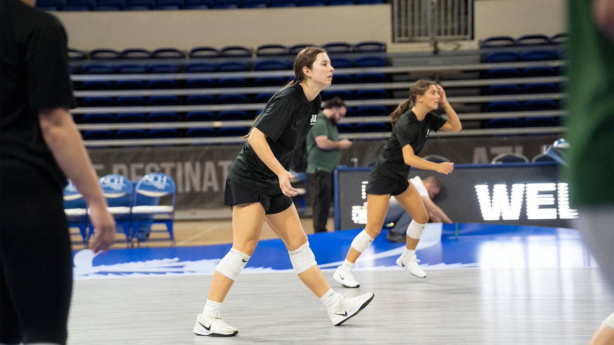 ASUNSports's tweet photo. The 'Phins are gettin' ready for today's semifinal match🐬🔥
@JAX_Volleyball x #ASUNVB https://t.co/prBd8c4B3B