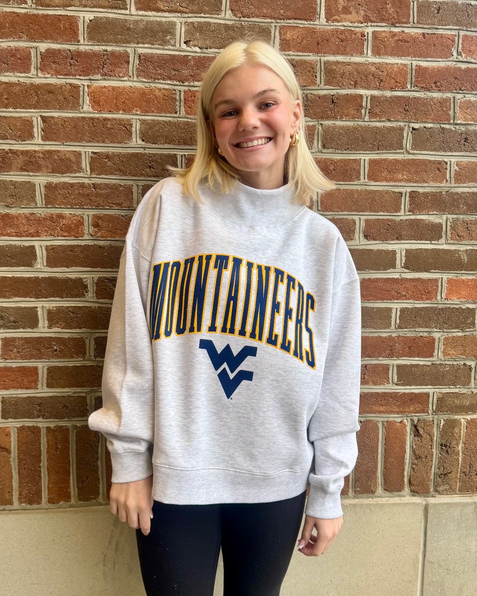 JUST ARRIVED 🤩 We're obsessed with this cozy new mock neck from Pressbox!  
alumnihall.com/pressbox/west-…