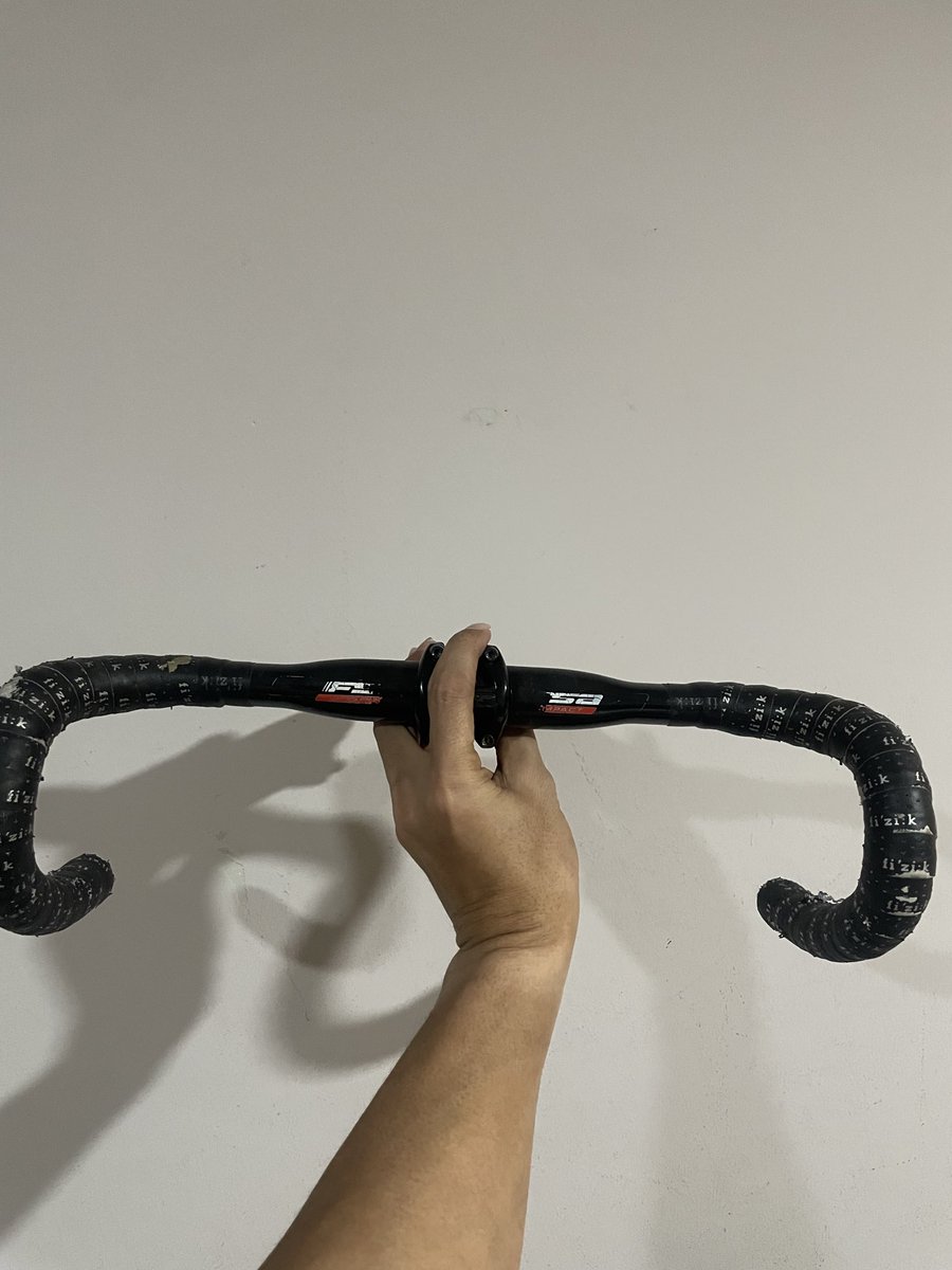 donkohoandeto's tweet image. #fnfjb 

Jual barset

Dropbar fsa 40m
Stem zipp sl 110 - 17’ 

1.5jt