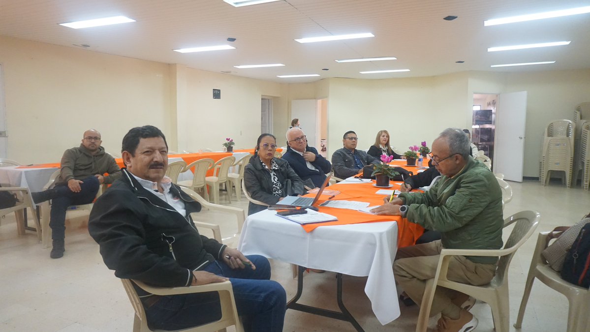 fecode's tweet image. Hoy, tiene lugar el Seminario Regional Zona Centro y Nuevos Departamentos, organizado por el Comité Ejecutivo y la Secretaría de Asuntos Laborales y Jurídicos, en el desarrollo de estos encuentros regionales, con la participación del equipo de FECODE, liderado por nuestro…