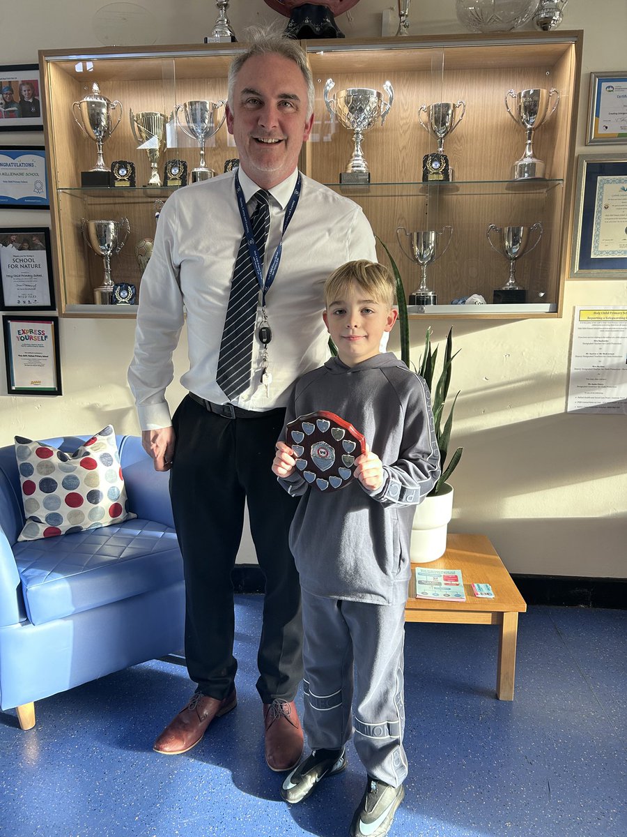 HolyChildPSBel's tweet image. A super Trophy Friday today. Congratulations to our talented pupils on their recent successes. 

#SharingCaringLearning #proudschool #congratulations #trophyfriday