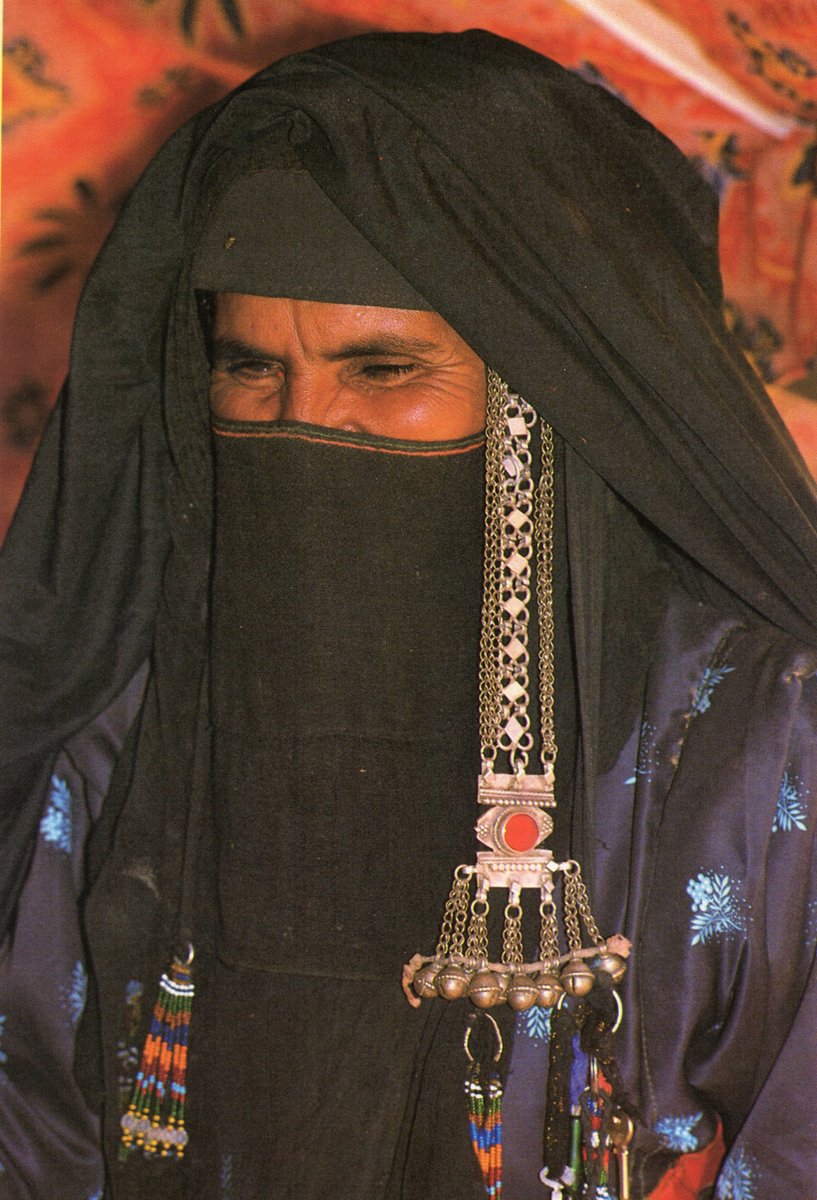 smsoomahh's tweet image. Bedouin of the Yam tribe. Saudi Arabia. Scanned from the book In the Shadow of the Black Tents by Thierry and Danielle Mauger.