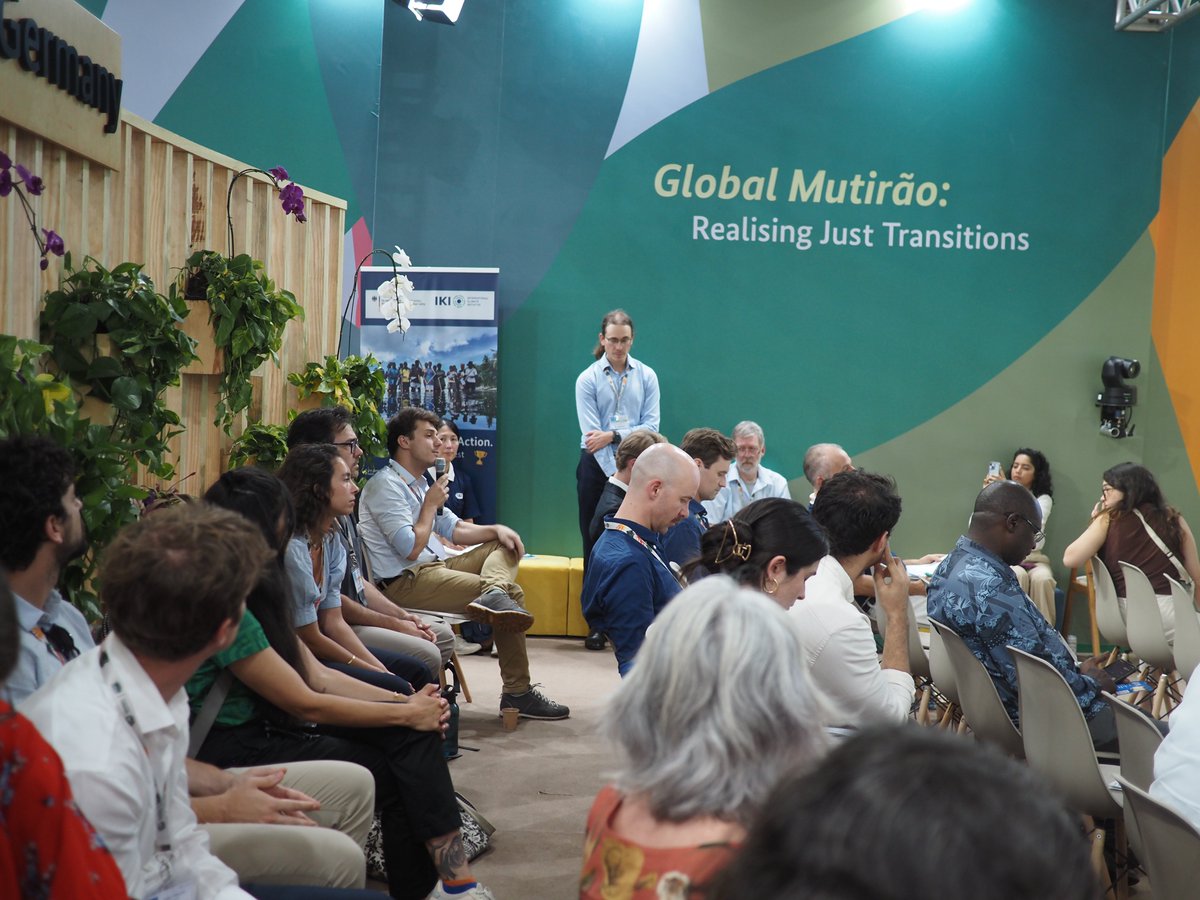 Int_IDEA's tweet image. Citizens around the world are concerned about the climate, democratic actors should step-up the fight against climate mis/disinformation, and our institutions can reform themselves to better represent young people and future generations.

These were the key messages from the…