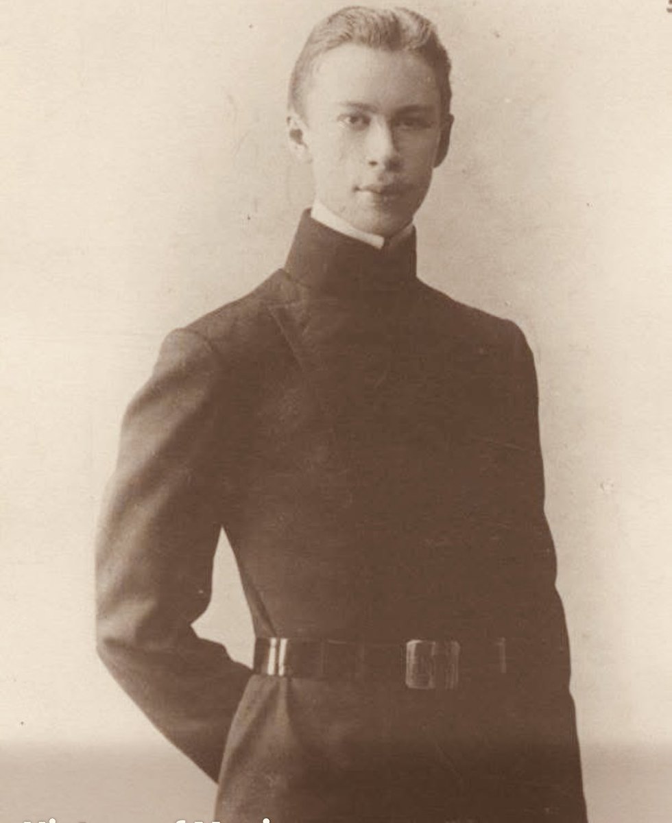 Looking quite dapper. Did you recognize him? Composer Serge Prokofiev. Currently listening to his Classical Symphony #music #composers
