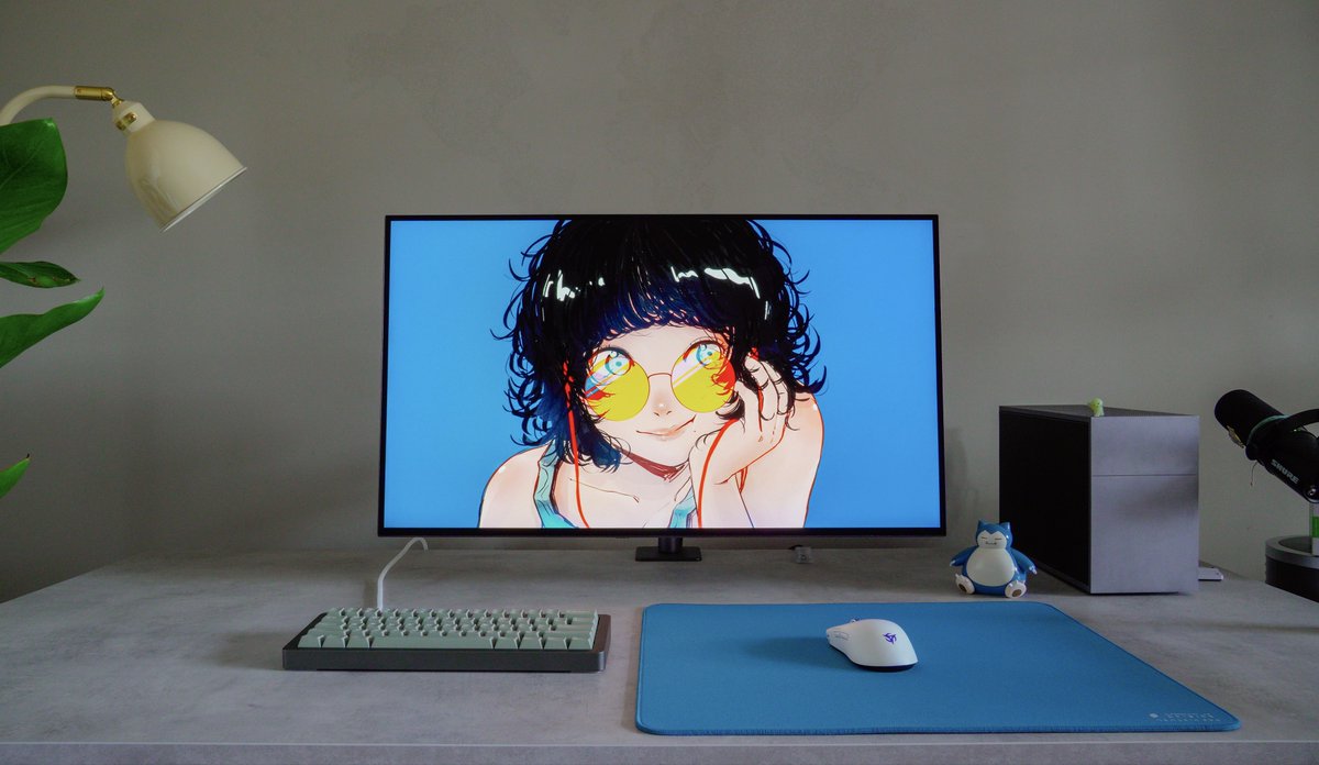 wwoIff's tweet image. Sooo whatcha doing?  #desksetup