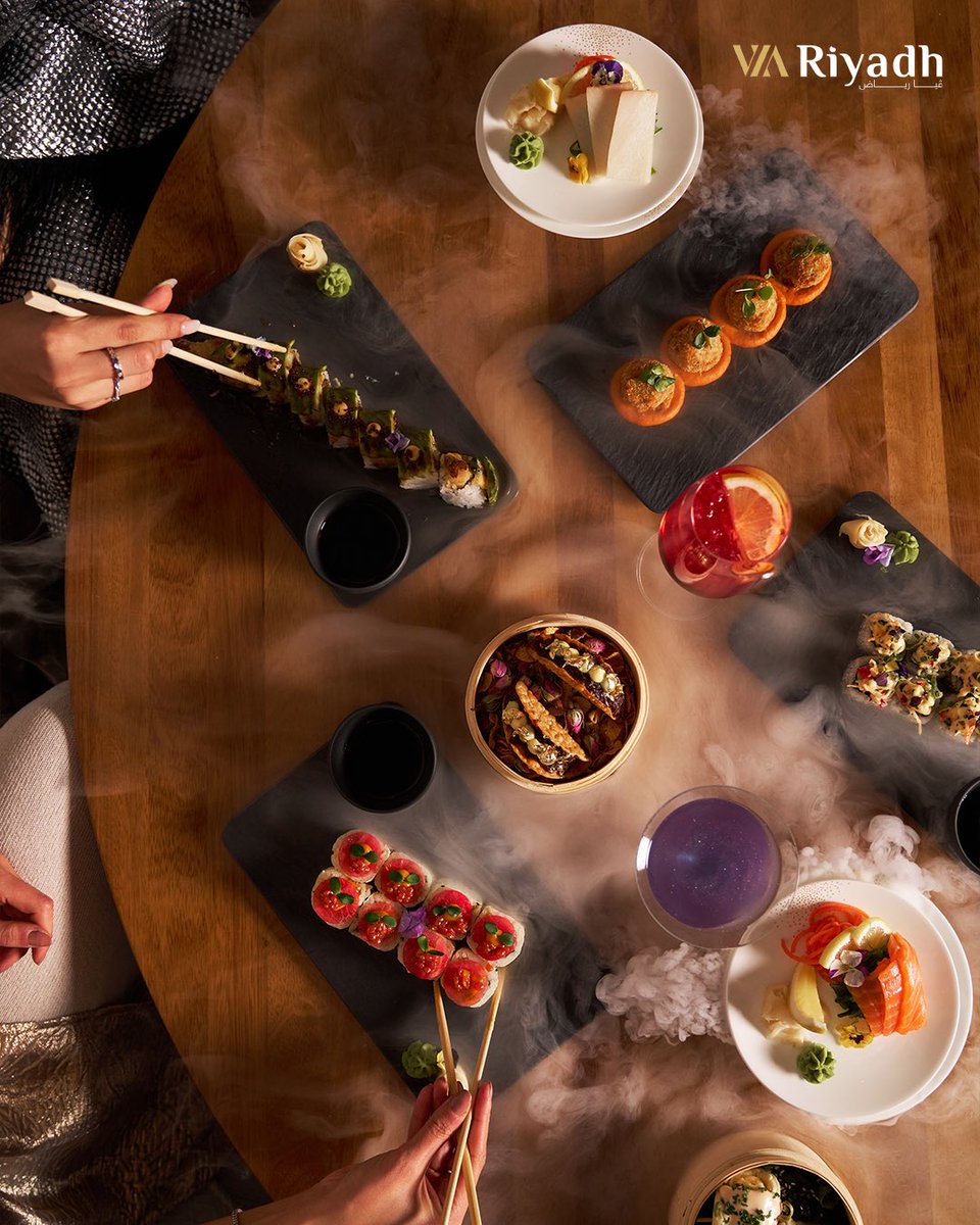 تجربة سوشي استثنائية 🍣✨​
تجمع بين الإبداع والمذاق الراقي في ستيلّا سكاي لاونج #ڤيا_رياض

An exceptional sushi experience 🍣✨​
blending creativity and refined taste at Stella Sky Lounge #VIARiyadh