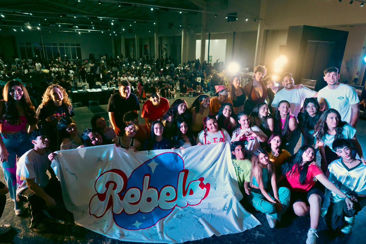 FLORENCIA LÓPEZ: “HACE 6 AÑOS ESTAMOS CONSTRUYENDO ESTE ESPACIO PARA LOS JÓVENES, QUE SIGUE CRECIENDO EN TODA LA RIOJA”

La senadora nacional <a href="/Florelop/">Florencia López</a> destacó el trabajo que desde hace seis años viene realizando junto al equipo de INTERDANCE, un espacio artístico