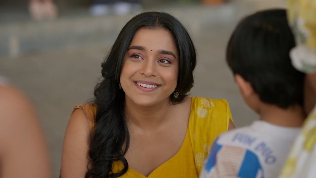 Misyxcreations's tweet image. Sunshine in Human form ✨💛💫

[ #SumbulTouqeerKhan #IttiSiKhushi #AnvitaDivekar #ita2025sumbultouqeerkhan ]