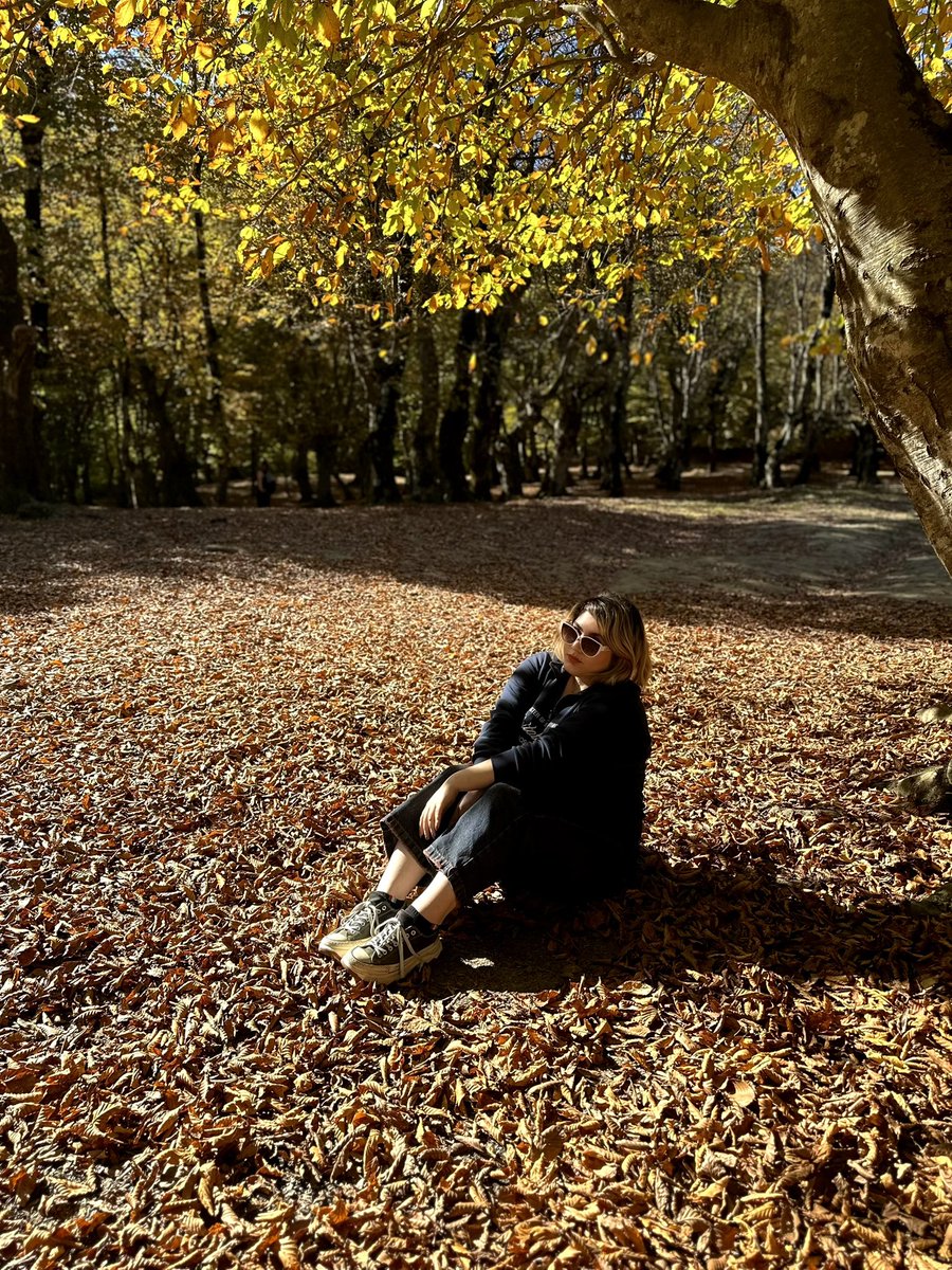 bashebashee's tweet image. آبان🍂