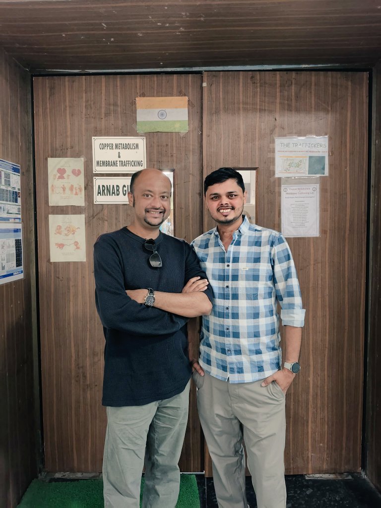 Raviranjan presented his 5 years of Doctoral work today through his pre-submission seminar entitled 'Developing and characterizing small molecules for the therapy of Wilson Disease'. 
He will be graduating soon. 
Wishing him the best! <a href="/Raviranjan89788/">Raviranjan Pandey</a>
<a href="/iiserkol/">IISER Kolkata</a>  #CopperMetabolism