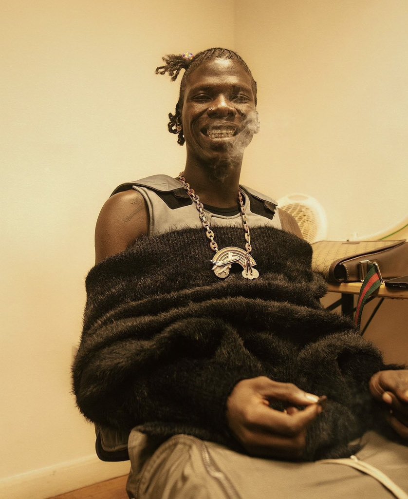 sonicscene111's tweet image. Seyi Vibez’s ‘FUJI MOTO’ gained over 14.7 million streams in its first week on Spotify Nigeria

-Highest first week for any seyi vibez project