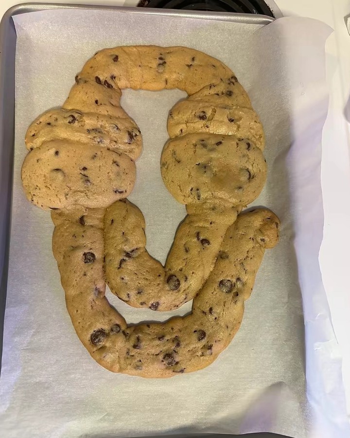 Microsoft's tweet image. How it started vs how it went. 🥛