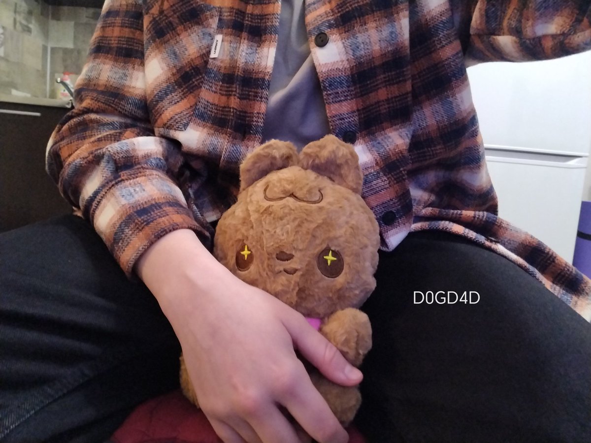 D0GD4D's tweet image. come sit in dad&apos;s lap, little one