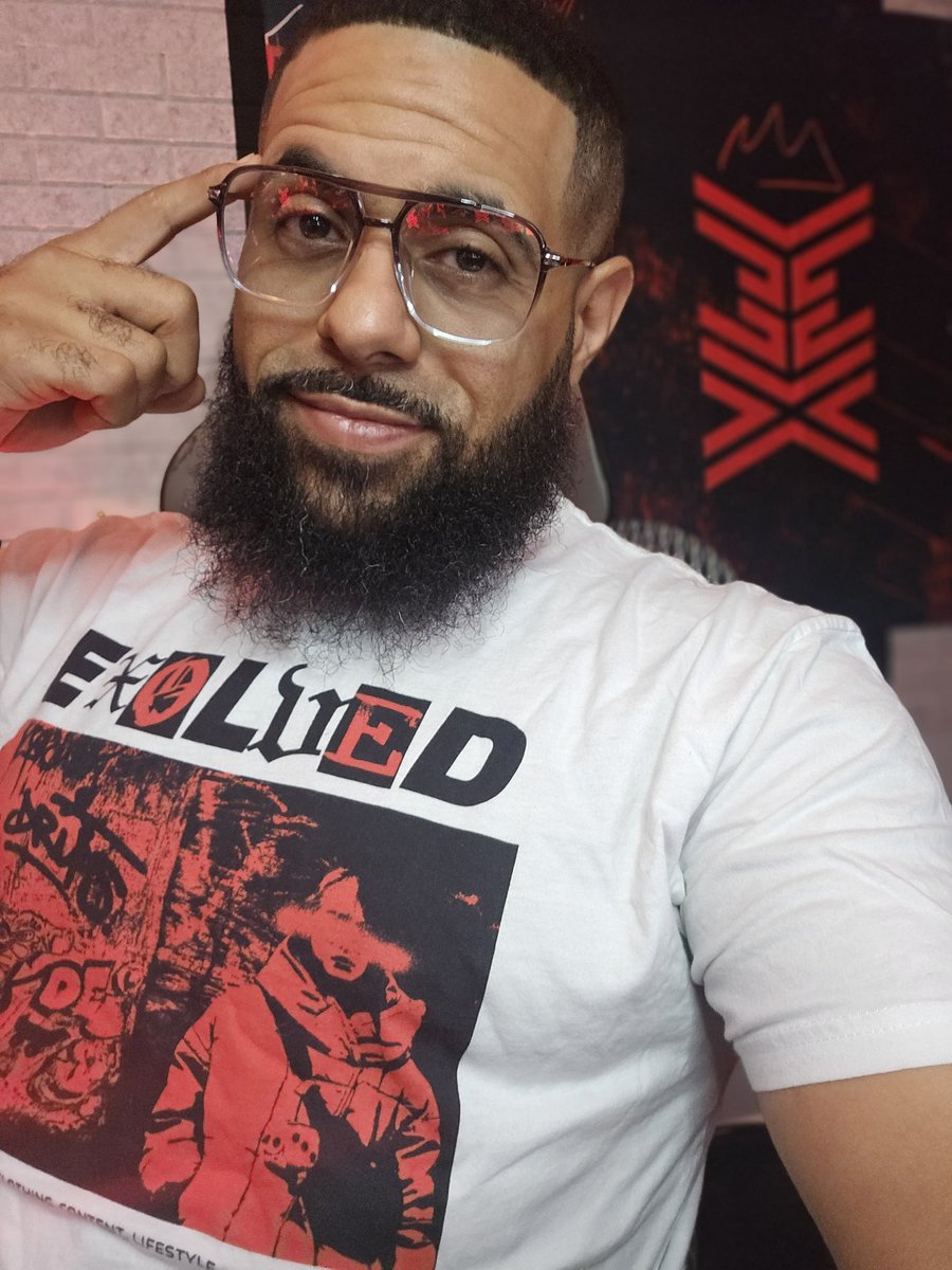 NickOhSee's tweet image. These have easily taken the place on my face of those other glasses 🤓

The superior choice is clear and there isn&apos;t a better time to get your own set of blue light blocking glasses 😎

Use code EXOLVED to save yourself some money at checkout 🤑