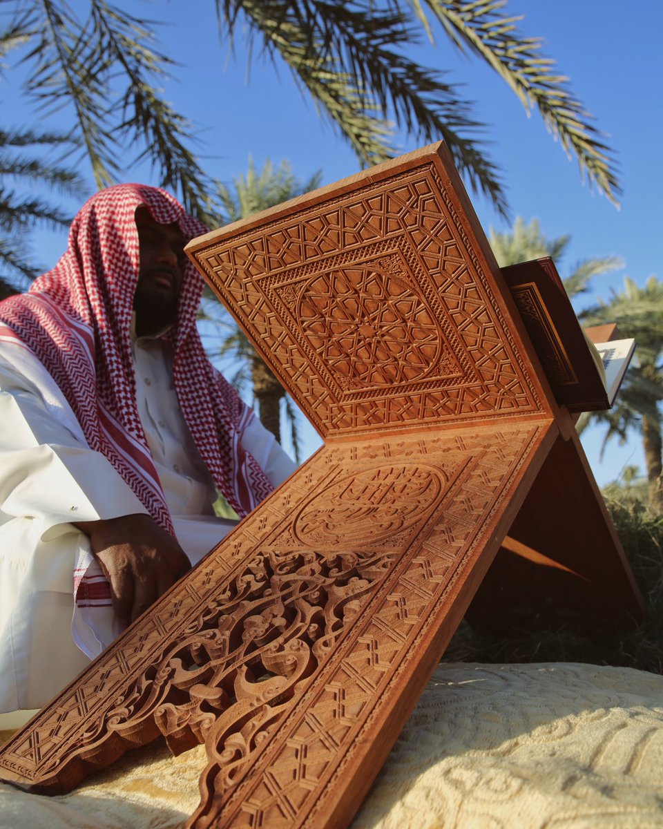 بسم الله الرحمن الرحيم
﴿ أَلَا بِذِكْرِ اللَّهِ تَطْمَئِنُّ الْقُلُوبُ ﴾ – سورة الرعد، الآية 28
صدق الله العظيم

اللهم اجعل قلوبنا مطمئنة بذكرك، وارزقنا سكينة لا تزول، ونورًا يهدي دروبنا، وبركةً تمتد في أيامنا. اللهم افتح لنا أبواب رحمتك، وبارك لنا في هذا اليوم واجعله شاهدًا